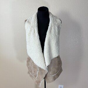 Tally WeiJL Fur Vest/Gilet Size 36 (US S) Faux Suede and Sherpa Vest Tan/Cream
